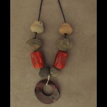 Collier en perles Tumaco et nacre rouge